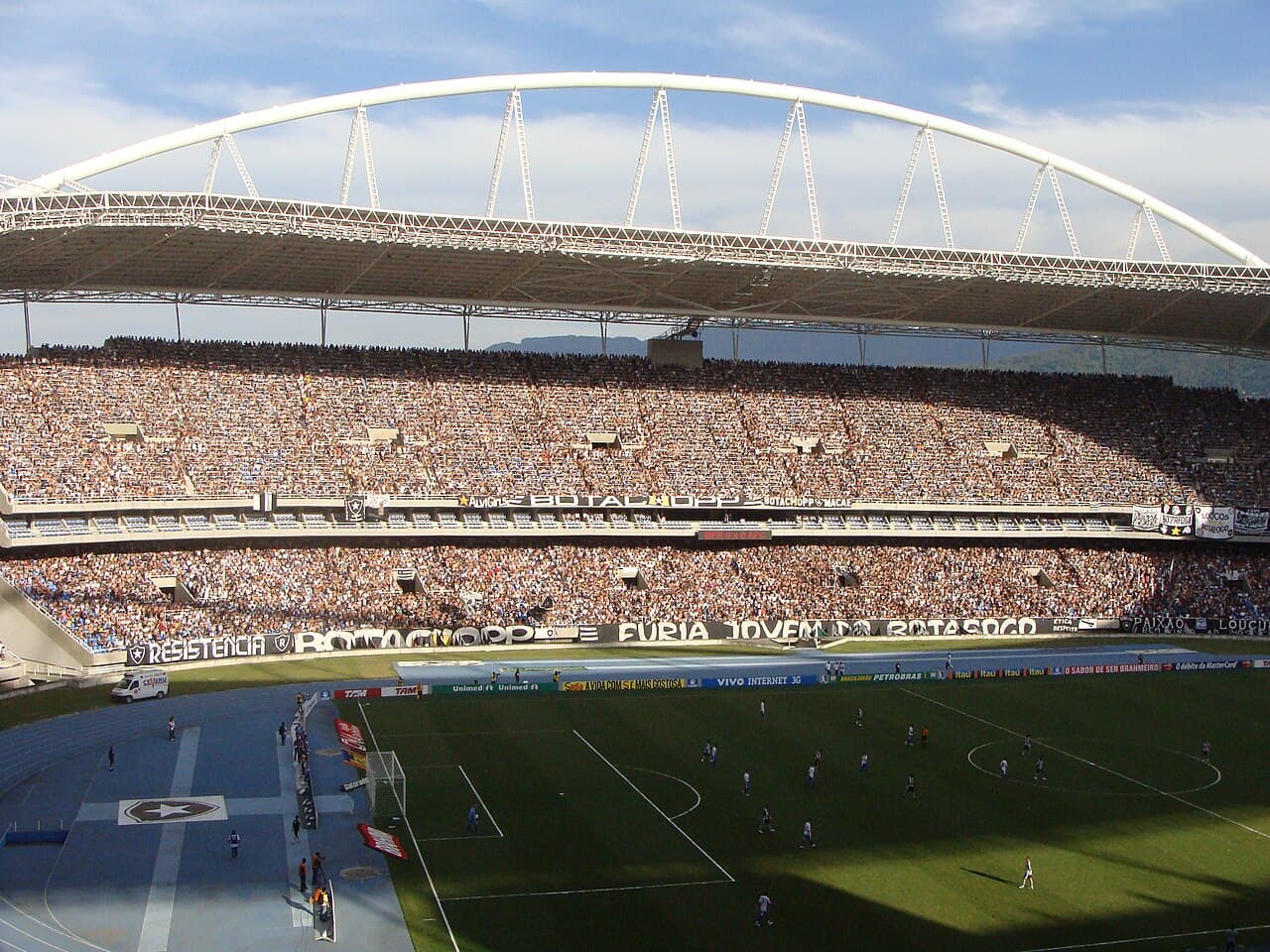 Estádio Nilton Santos